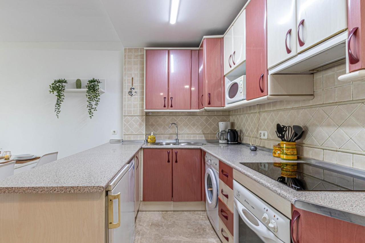 797 Holiday Rentals- Duplex Para 7 En La Carihuela A 1 Min De La Playa Torremolinos Eksteriør billede