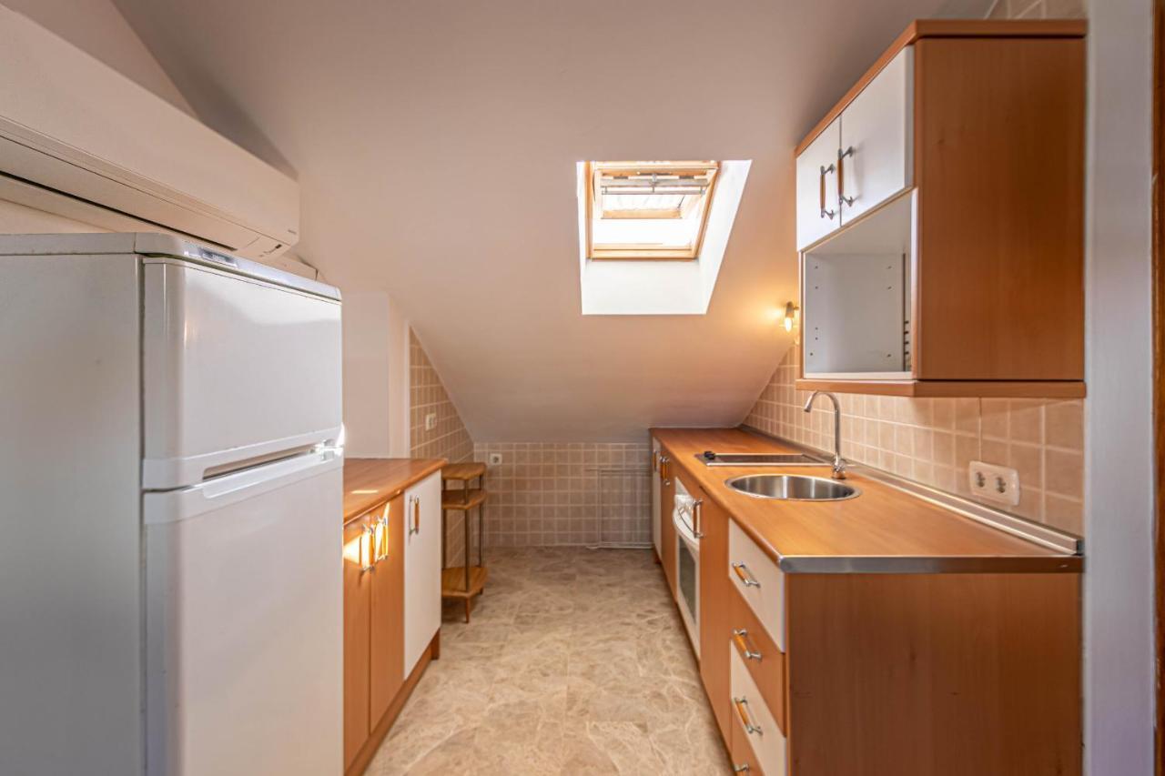797 Holiday Rentals- Duplex Para 7 En La Carihuela A 1 Min De La Playa Torremolinos Eksteriør billede